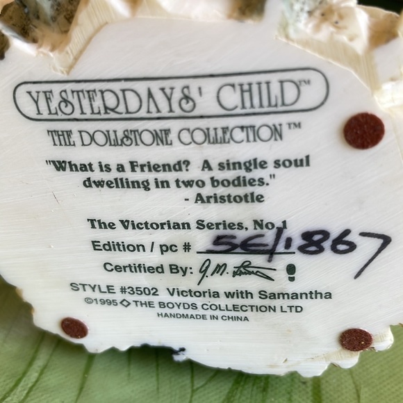 Yesterday's Child Victoria with Samantha Dollhouse Collection Victorian Girls - Picture 4 of 6